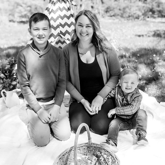 Meet your Posher, Katie - Picture 1 of 1